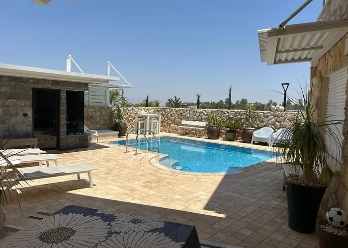 Nofesh Ba Alon 10